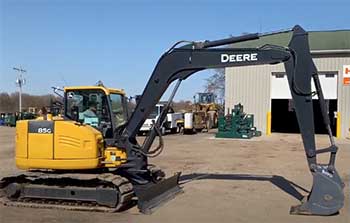 Deere 85 Excavator