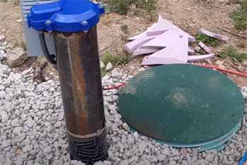Constant pressure water well