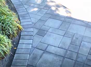 Calstone Paver