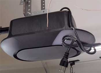 Chamberlain Belt Drive LED Lighting Smart Wi-Fi Garage Door Opener