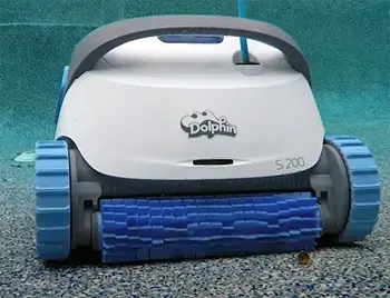 Dolphin S200 Pool Cleaner