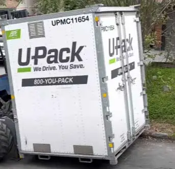 MOVING WITH A U-PACK