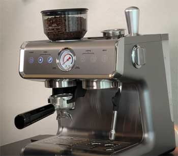 Ultima Cosa Espresso Machine