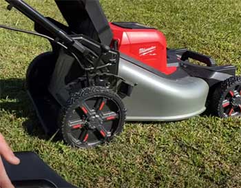 Milwaukee M18 Mower