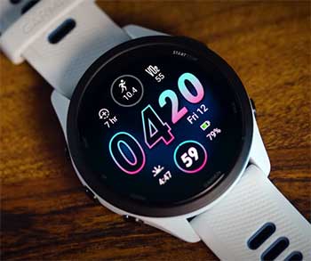 Garmin Forerunner 265 Sports Watch