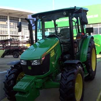 John Deere 5075E