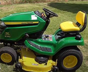 John Deere X380