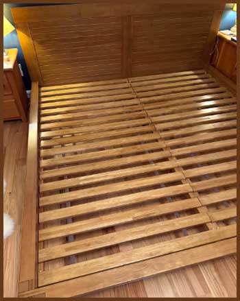 Tatami Room Yamaguchi bed in Honey Oak