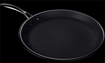 HexClad cookware
