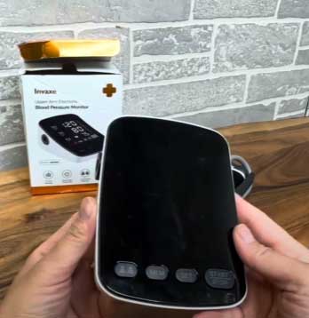INVAXE BP Monitor