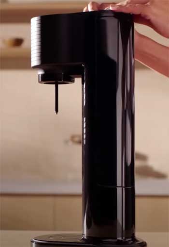 SodaStream Gaia Sparkling Water Maker