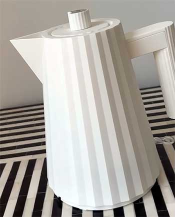 ALESSI Plissé Electric Kettle