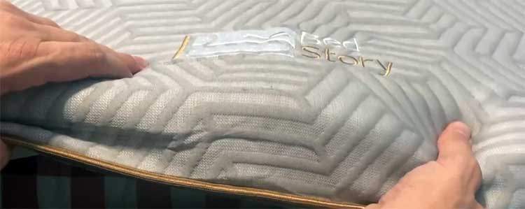 BedStory 3 Inch Memory Foam Mattress Topper