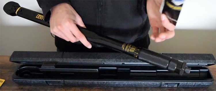 Lexivon Torque Wrench