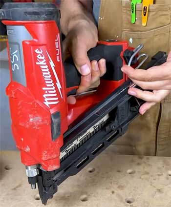 Milwaukee M18 FUEL framing nailer