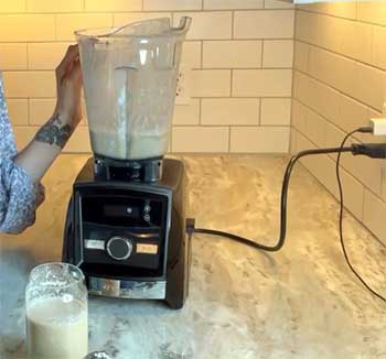 Vitamix A3300 Ascent Series Smart Blender