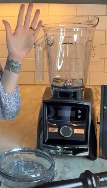 Vitamix A3300 Ascent Series Smart Blender