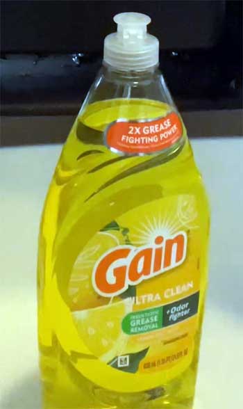 Gain ULTRA CLEAN Dishwashing Liquid
