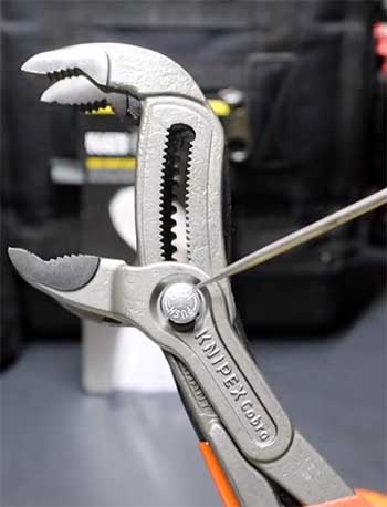 Knipex Plier