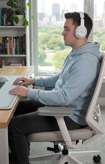 Branch Ergonomic Chair Pro