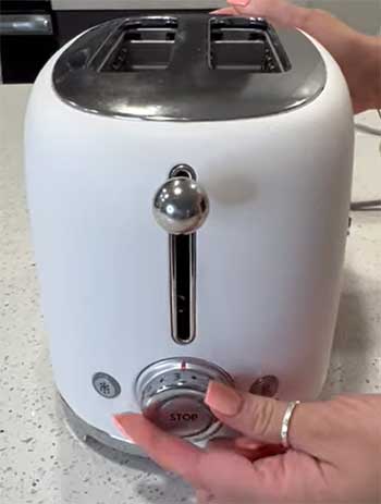 Smeg 2 Slice Toaster