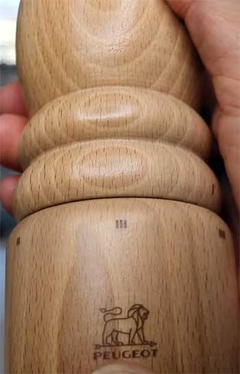 Peugeot Paris u'Select pepper mill