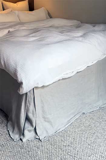 Bedskirt