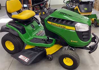 John Deere S240