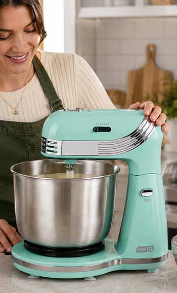 Dash Everyday Stand Mixer