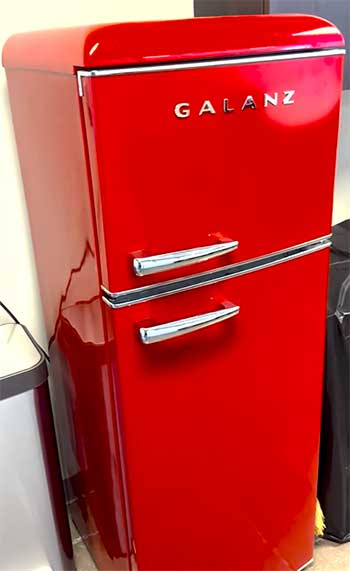 Galanz Mini Refrigerator