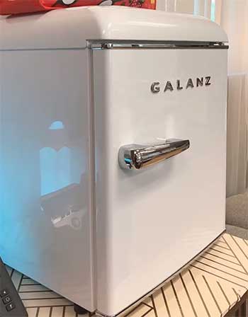 Galanz Mini Refrigerator