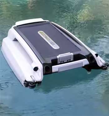 Betta SE Solar Pool Skimmer